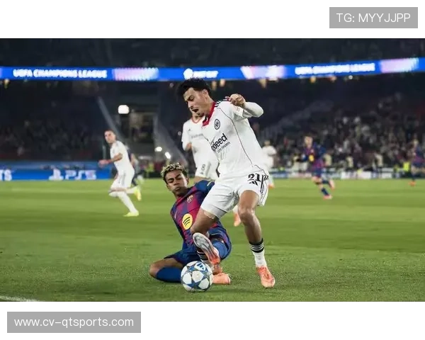 巴萨2-1逆转法兰克福，孔德头球双响救主